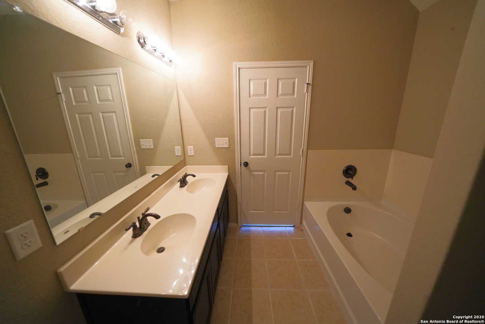 3730 Acorn Place Selma TX 78154