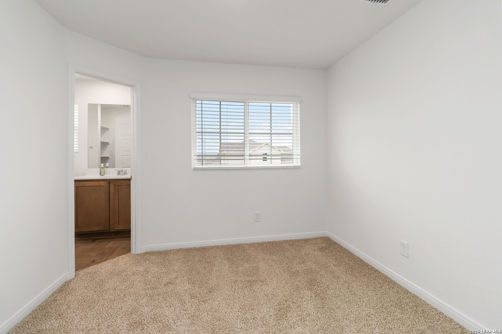 15526 Suess Hill San Antonio TX 78253