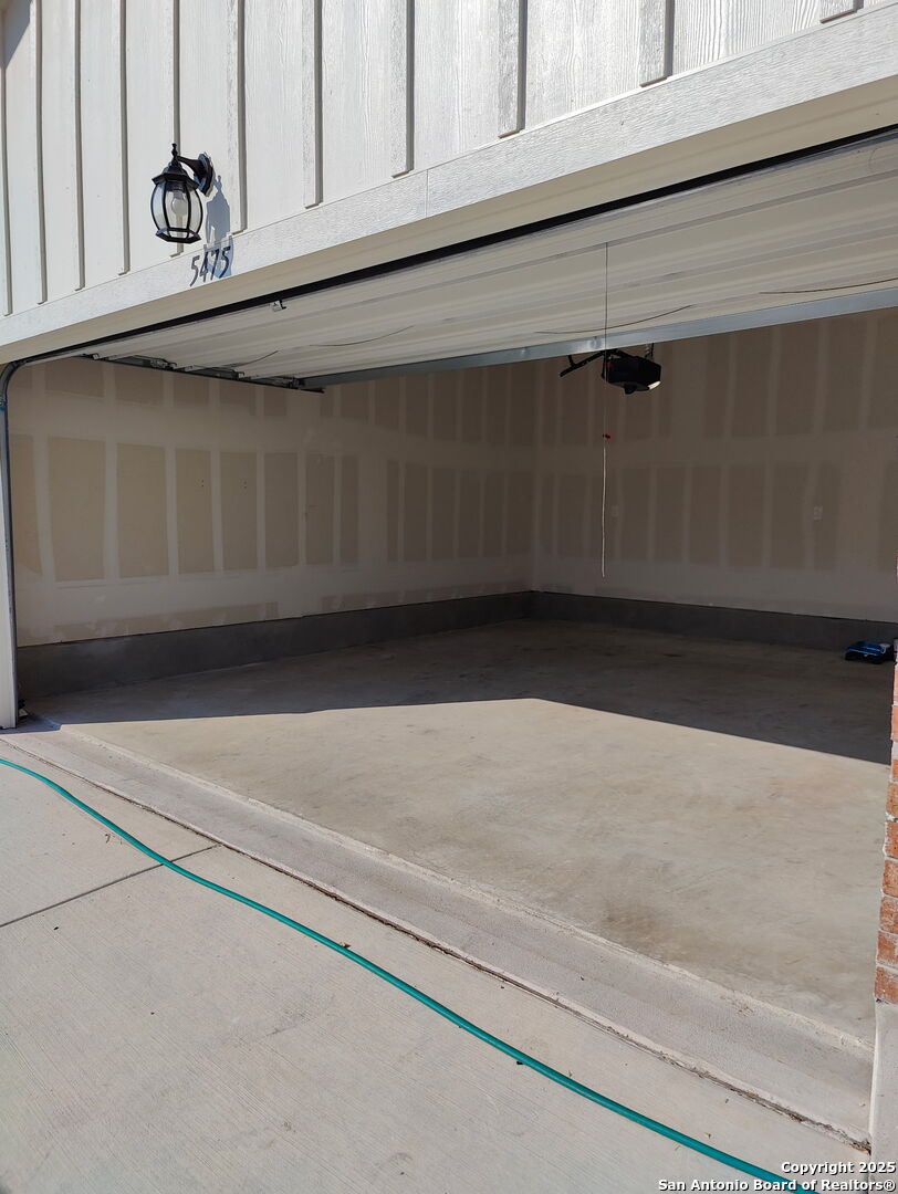 5475 Bluebell Meadow Converse TX 78109