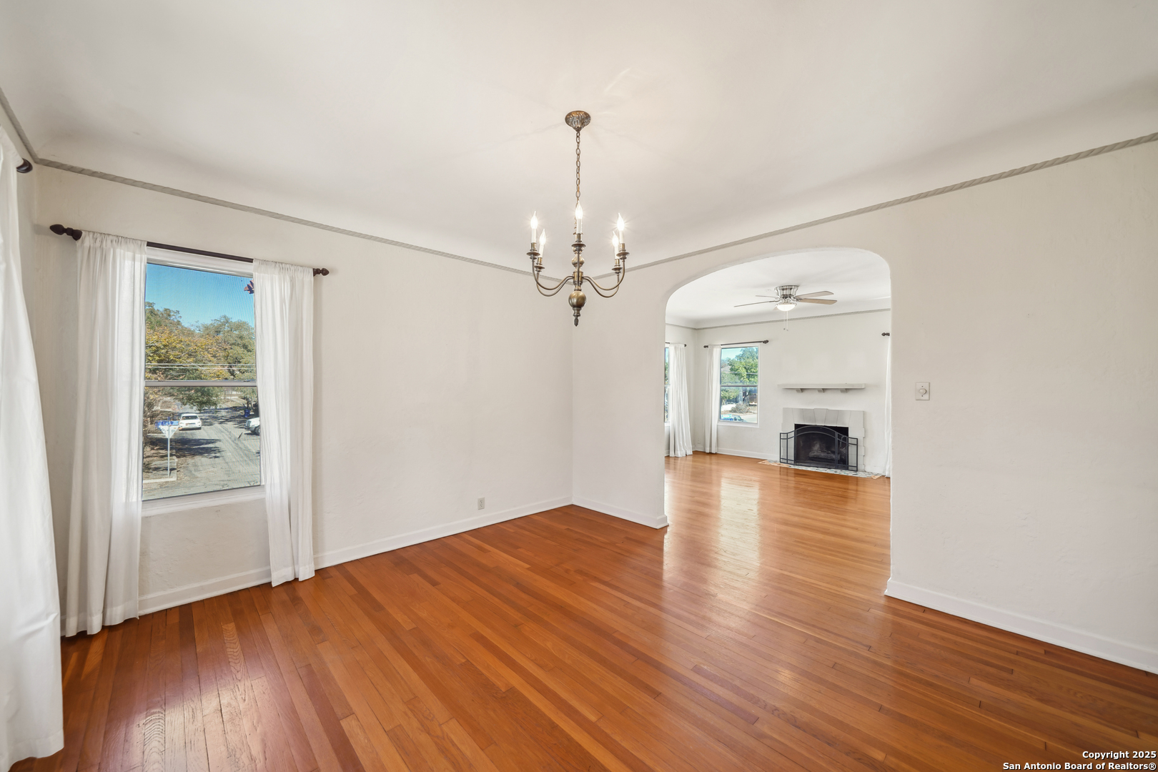 326 E Mistletoe Avenue San Antonio TX 78212