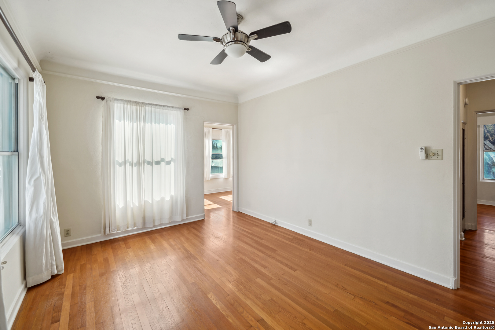 326 E Mistletoe Avenue San Antonio TX 78212