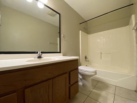 1411 Martin Pleasanton TX 78064