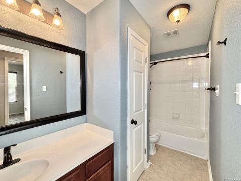 6407 Antares Park San Antonio TX 78239