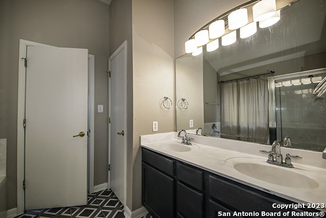 8510 Trumpet Circle San Antonio TX 78109