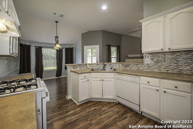 8510 Trumpet Circle San Antonio TX 78109