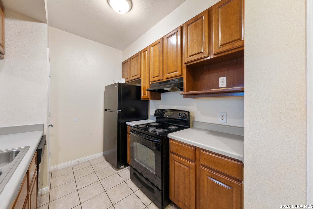 518 Dukeway Universal City TX 78148