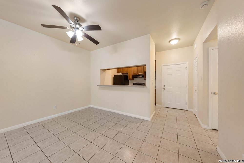 518 Dukeway Universal City TX 78148