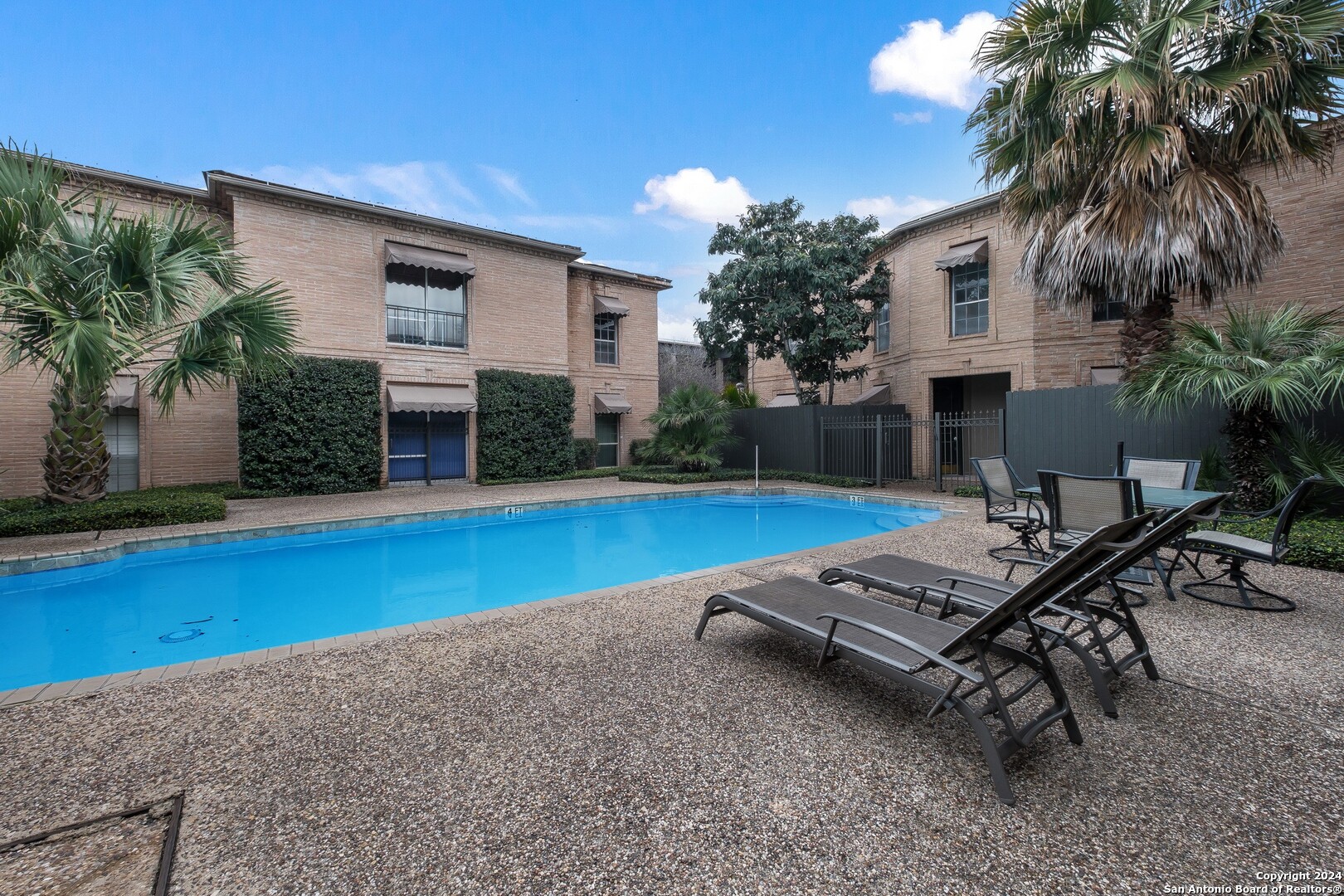 7707 Broadway San Antonio TX 78209