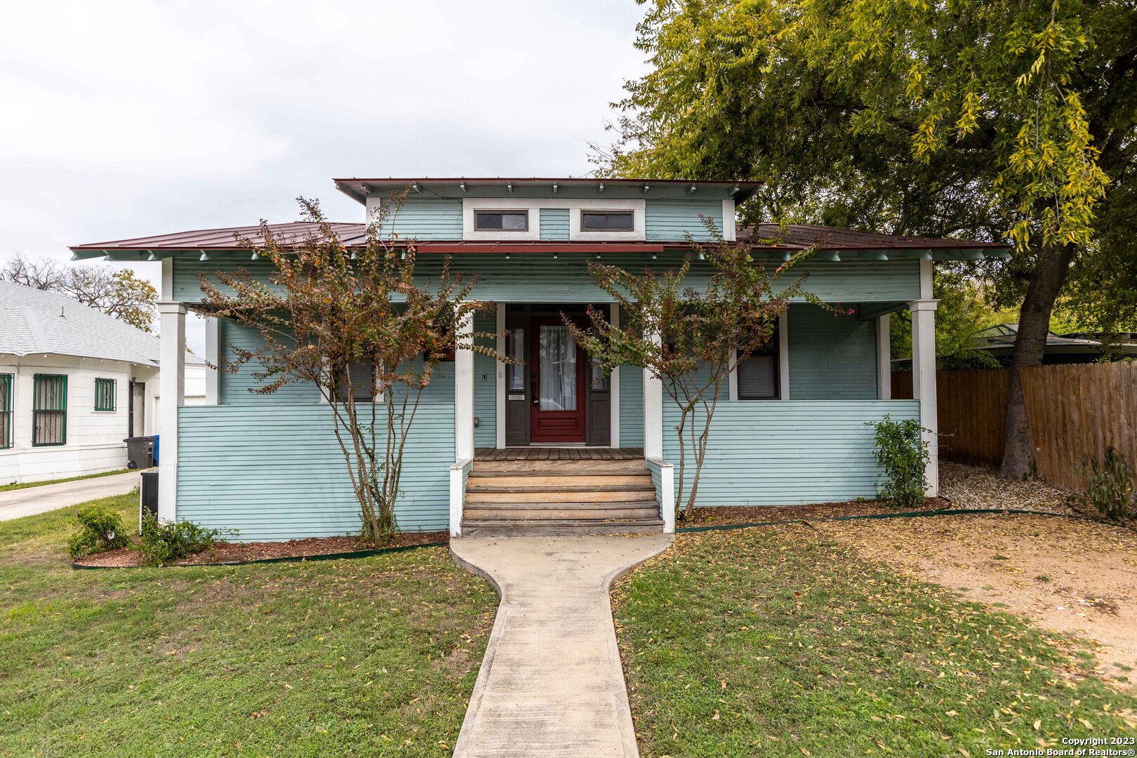 1121 E Crockett Street San Antonio TX 78202