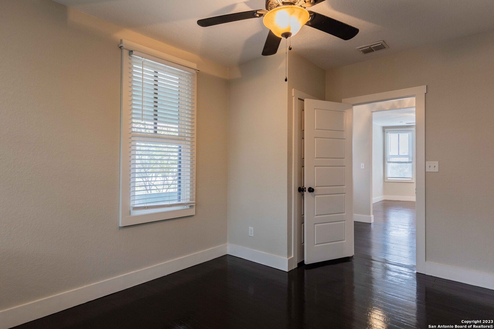1121 E Crockett Street San Antonio TX 78202