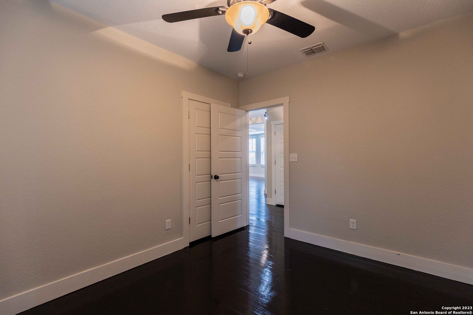 1121 E Crockett Street San Antonio TX 78202
