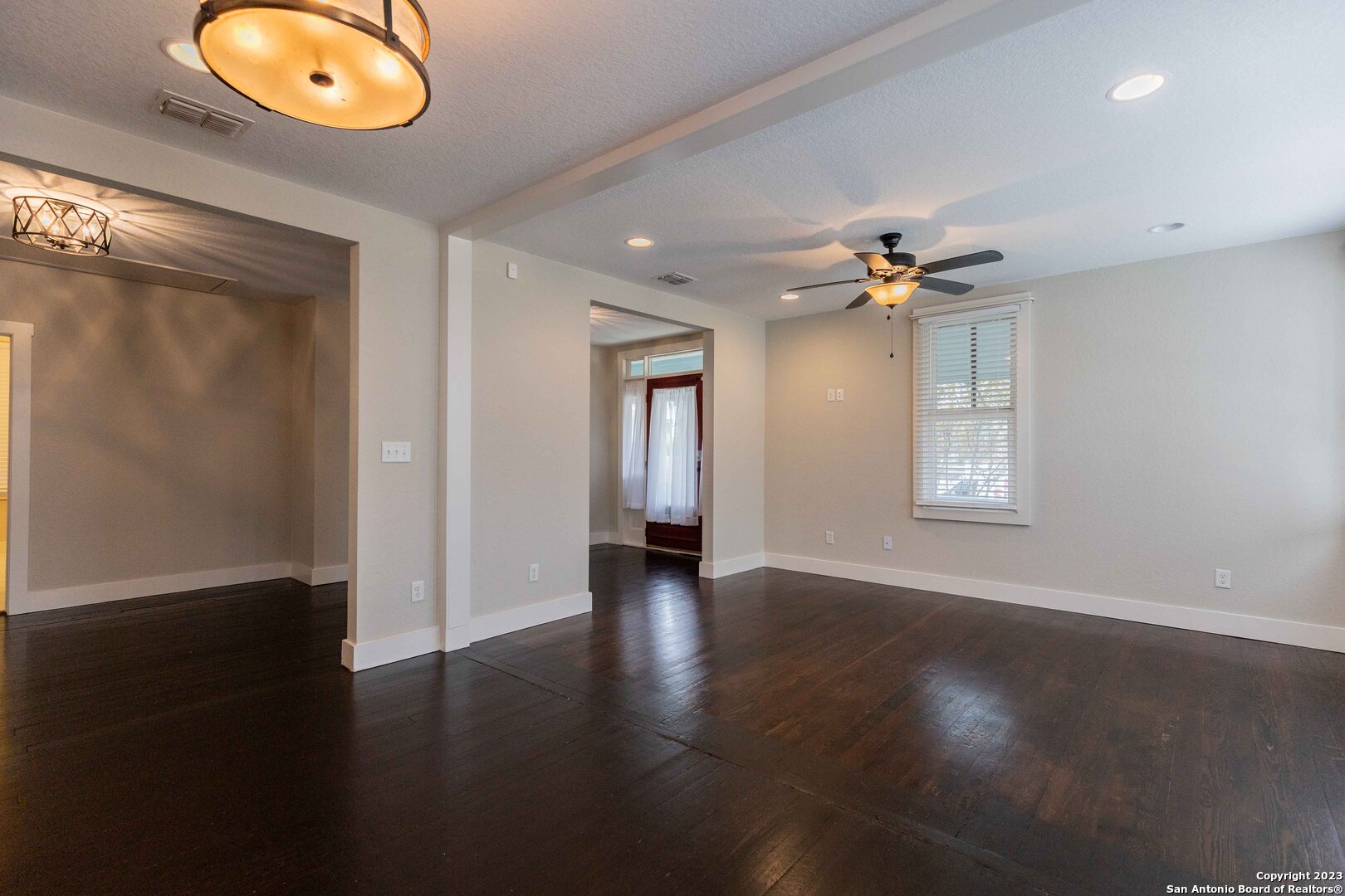 1121 E Crockett Street San Antonio TX 78202