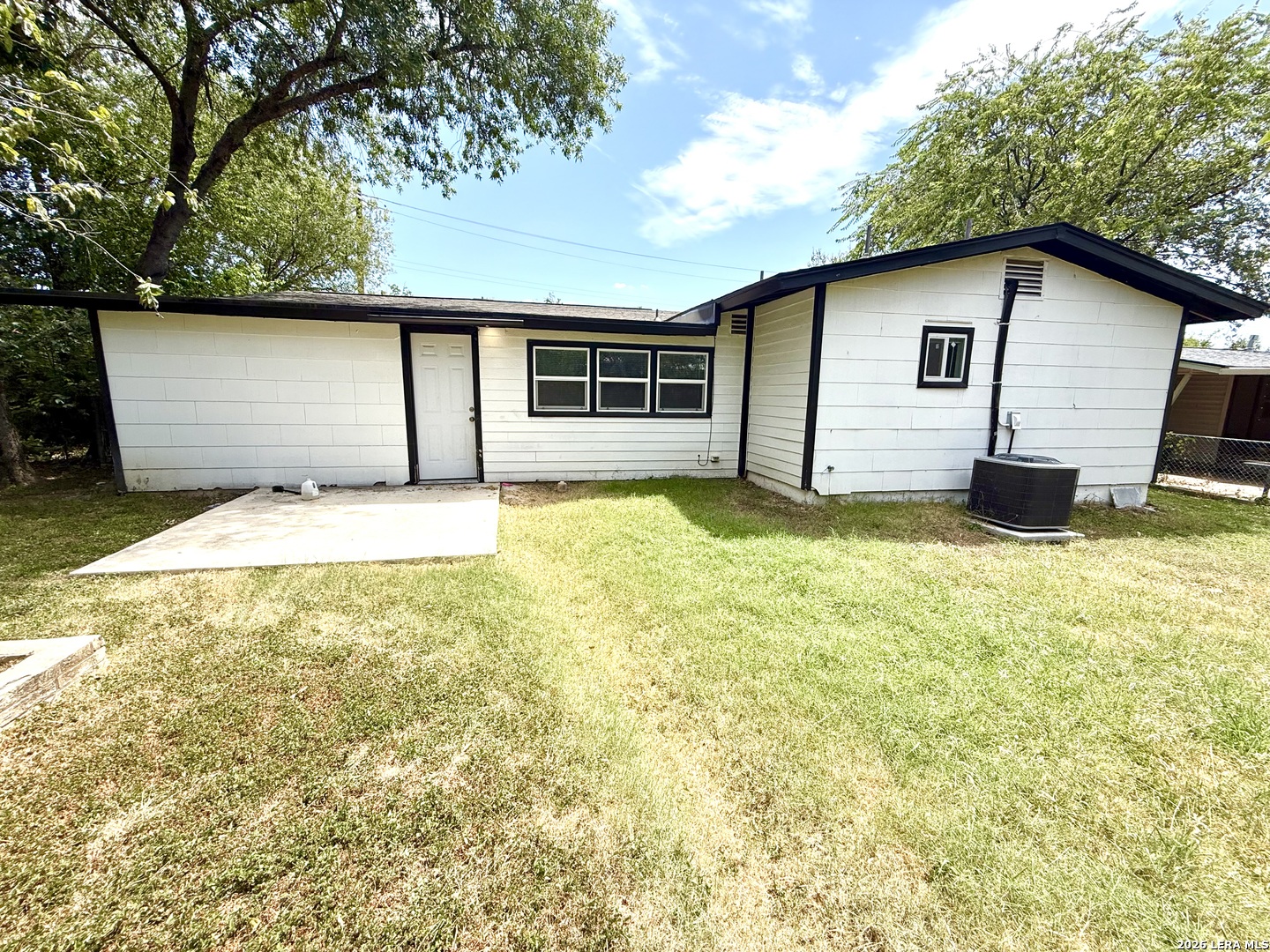 307 Hartline San Antonio TX 78218
