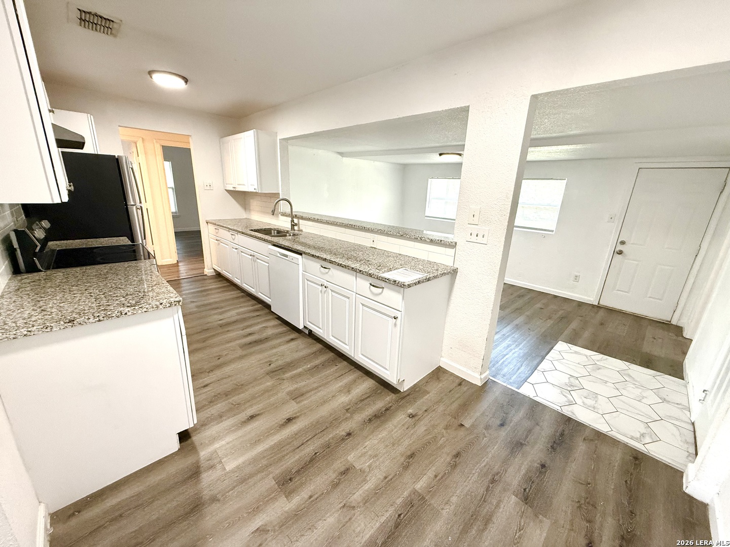 307 Hartline San Antonio TX 78218