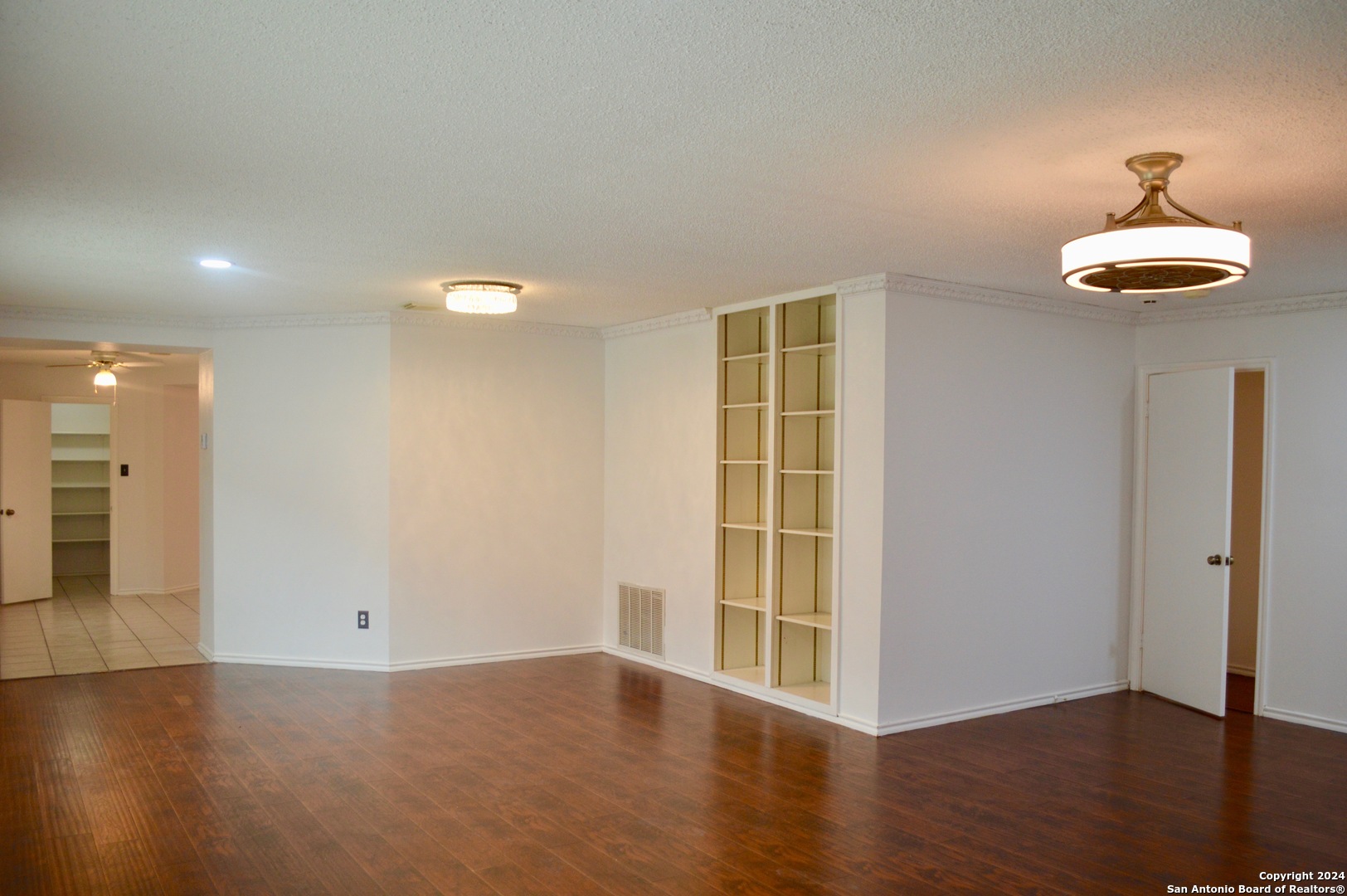 7934 Donshire Drive Converse TX 78109