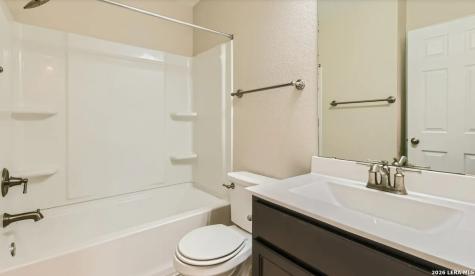 1511 Overlook Bank San Antonio TX 78245
