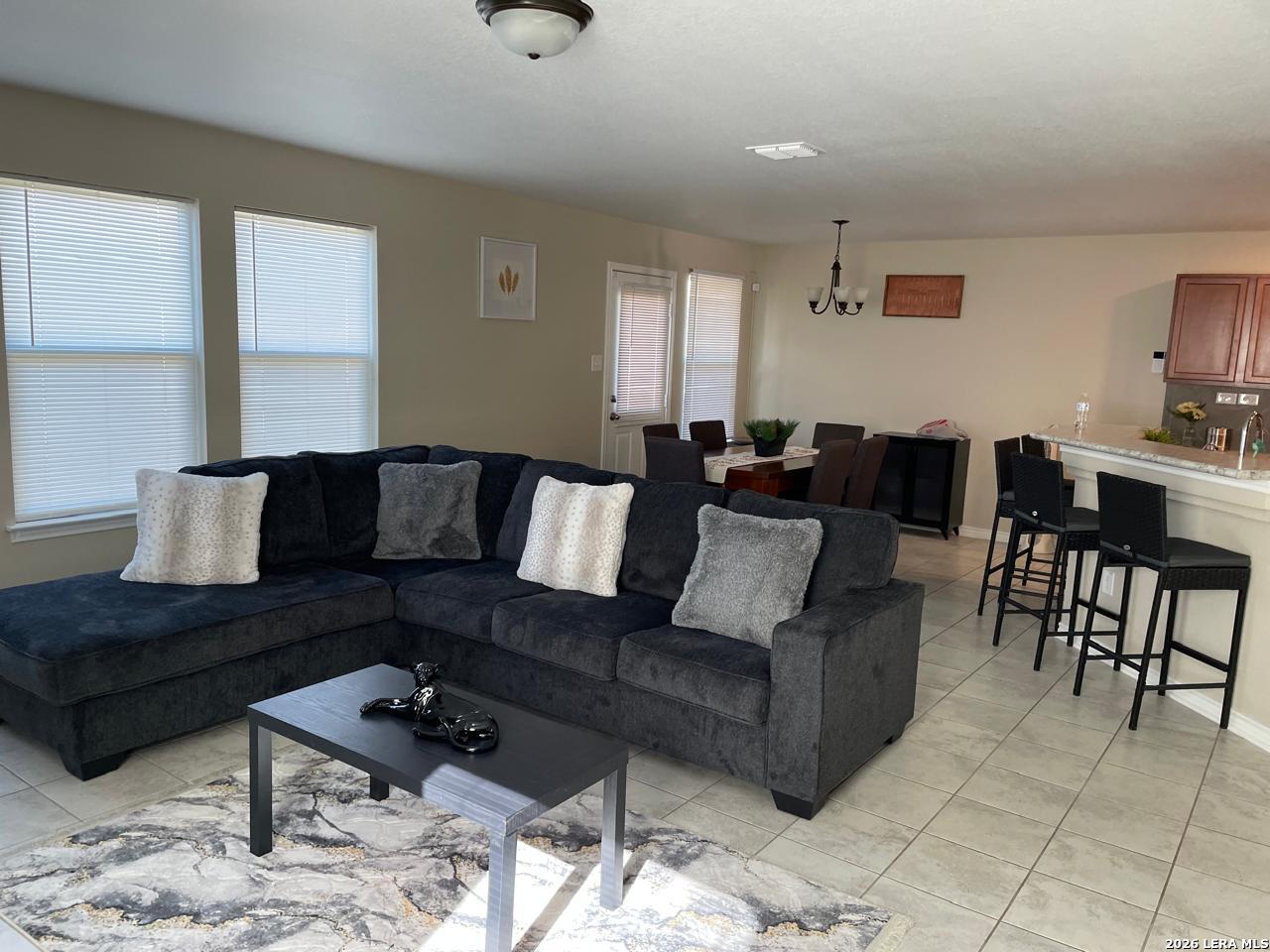 1511 Overlook Bank San Antonio TX 78245