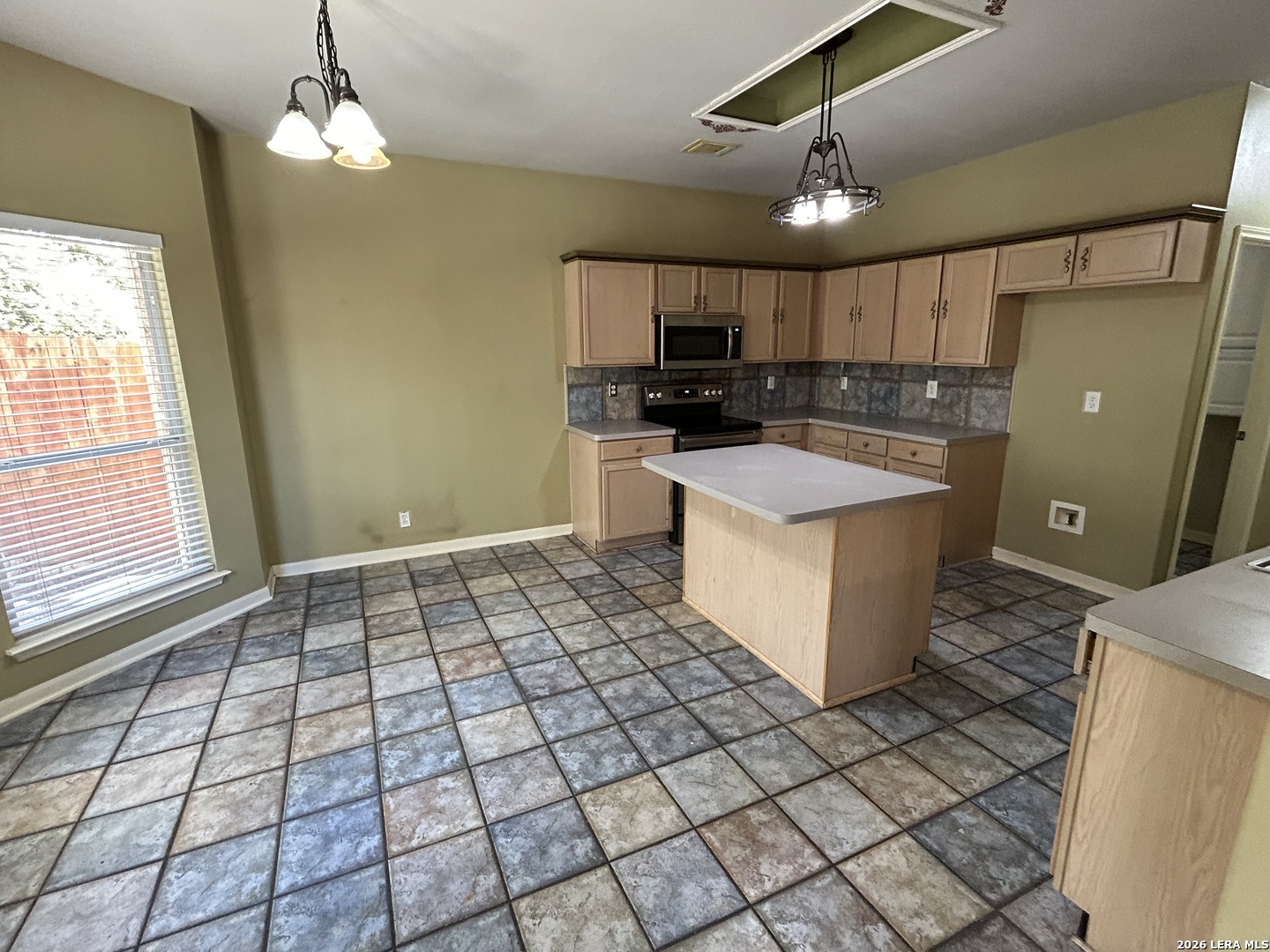 18 Andover Creek Drive San Antonio TX 78254