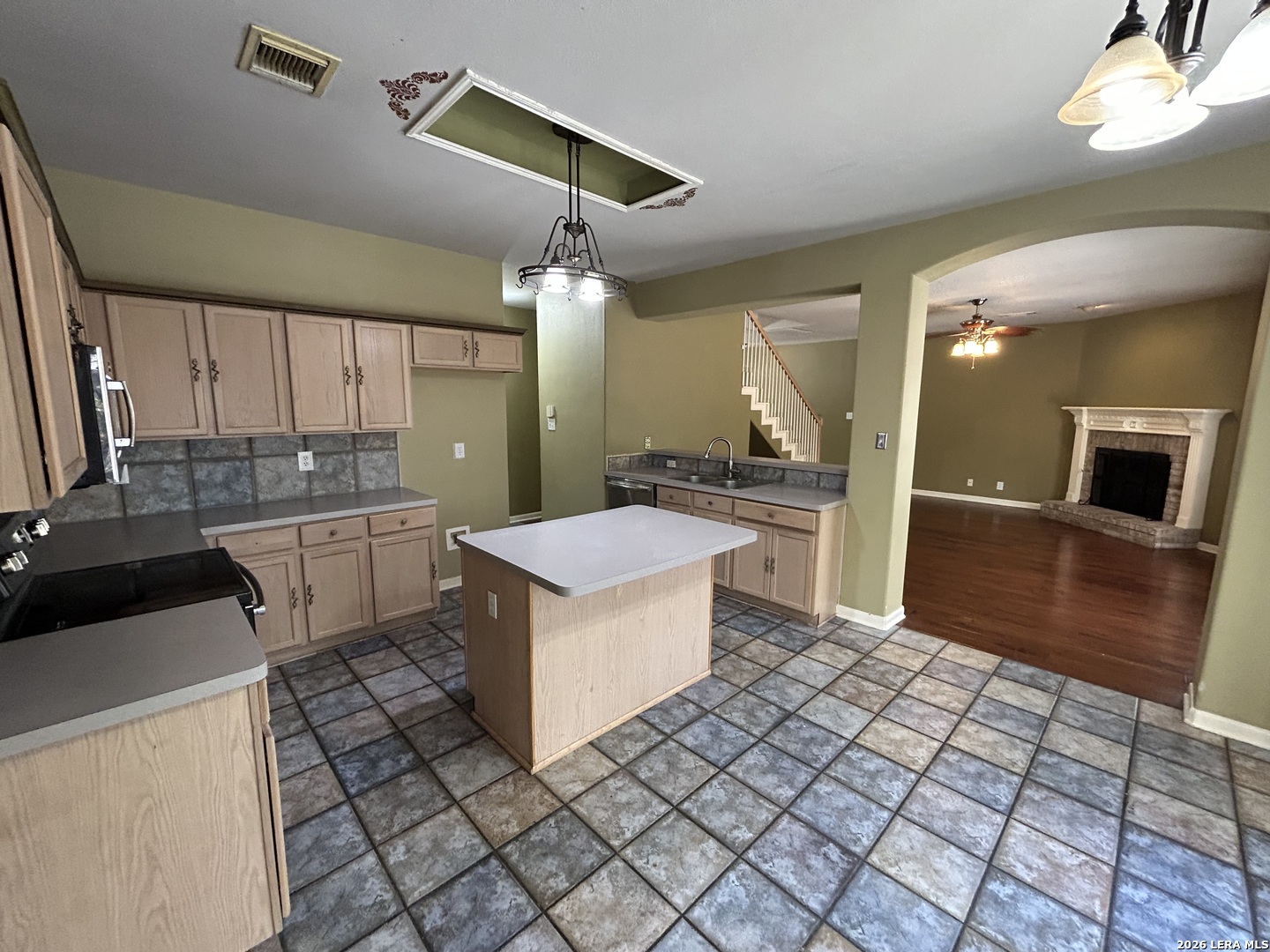 18 Andover Creek Drive San Antonio TX 78254