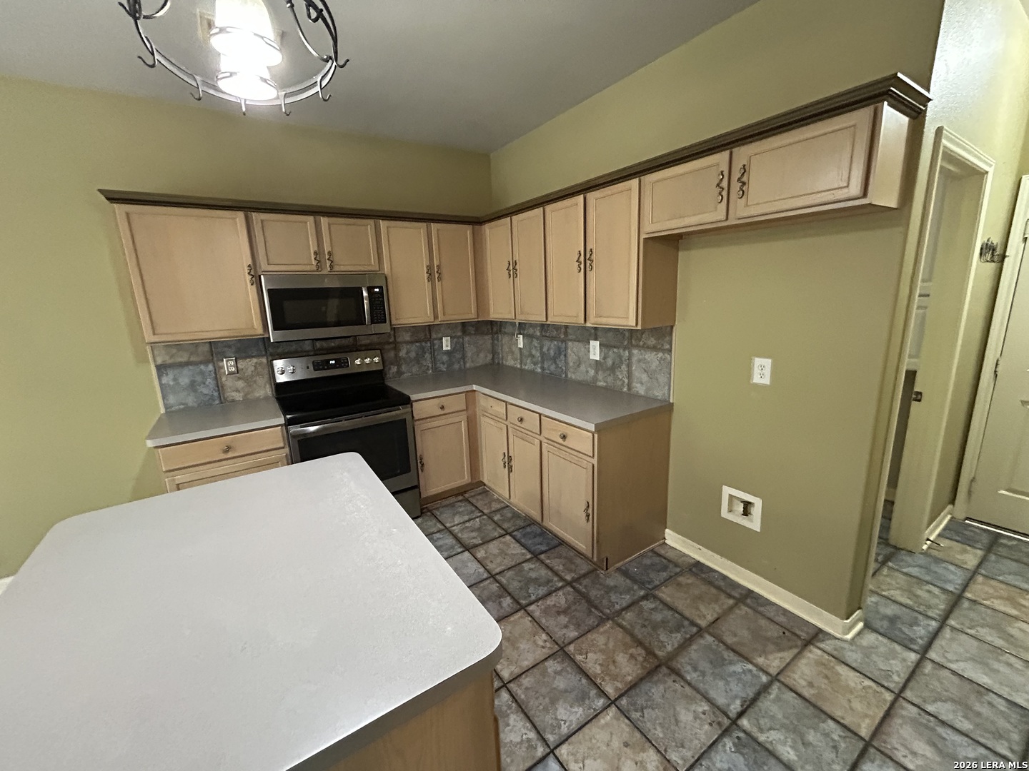18 Andover Creek Drive San Antonio TX 78254