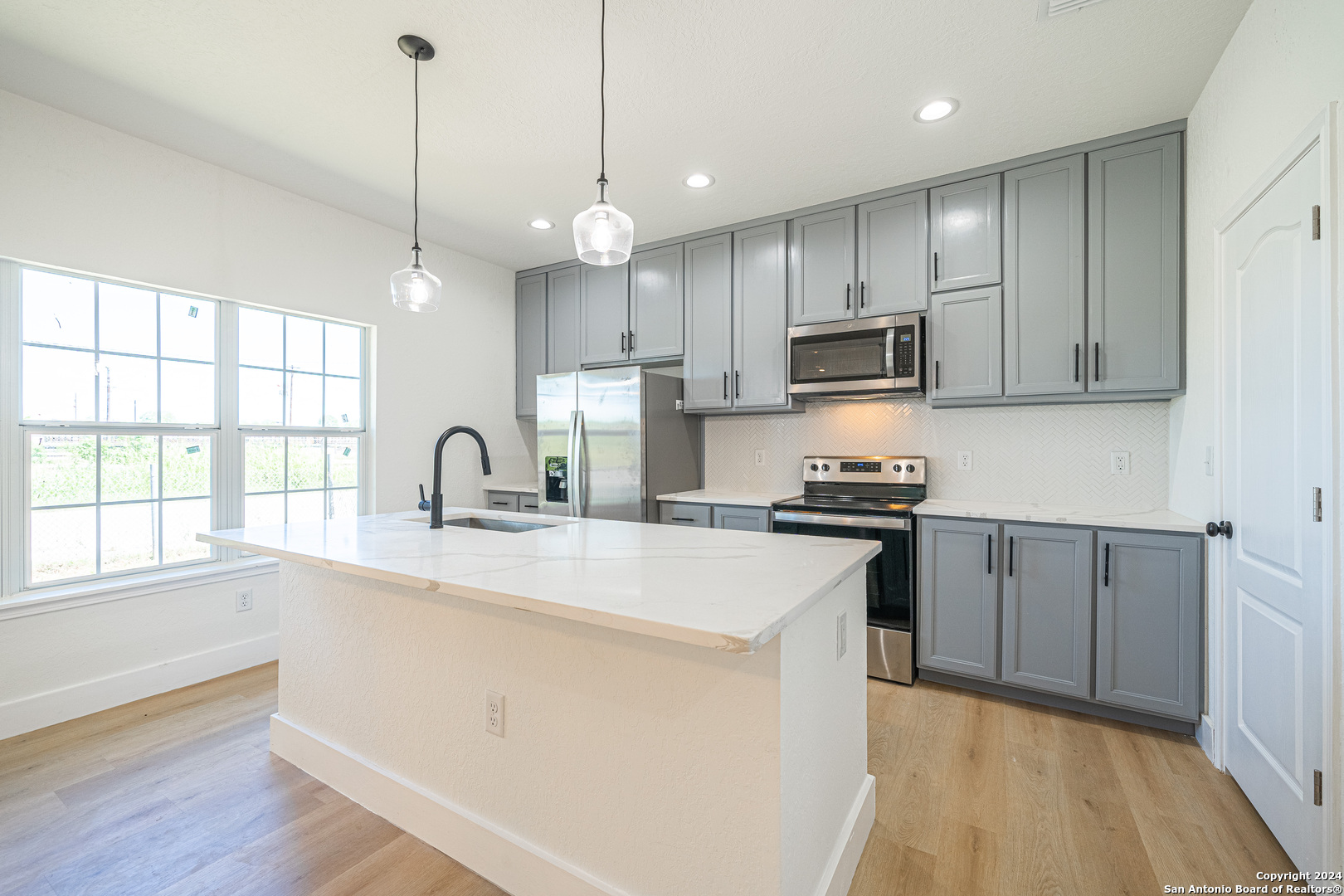 934 Sherman San Antonio TX 78202