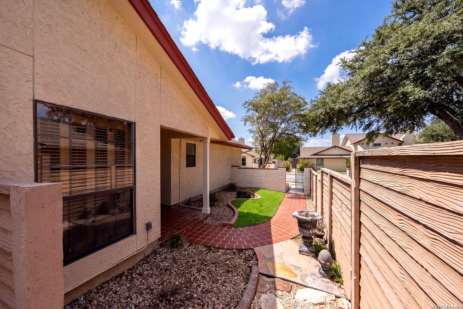 5817 Royal Bend San Antonio TX 78239