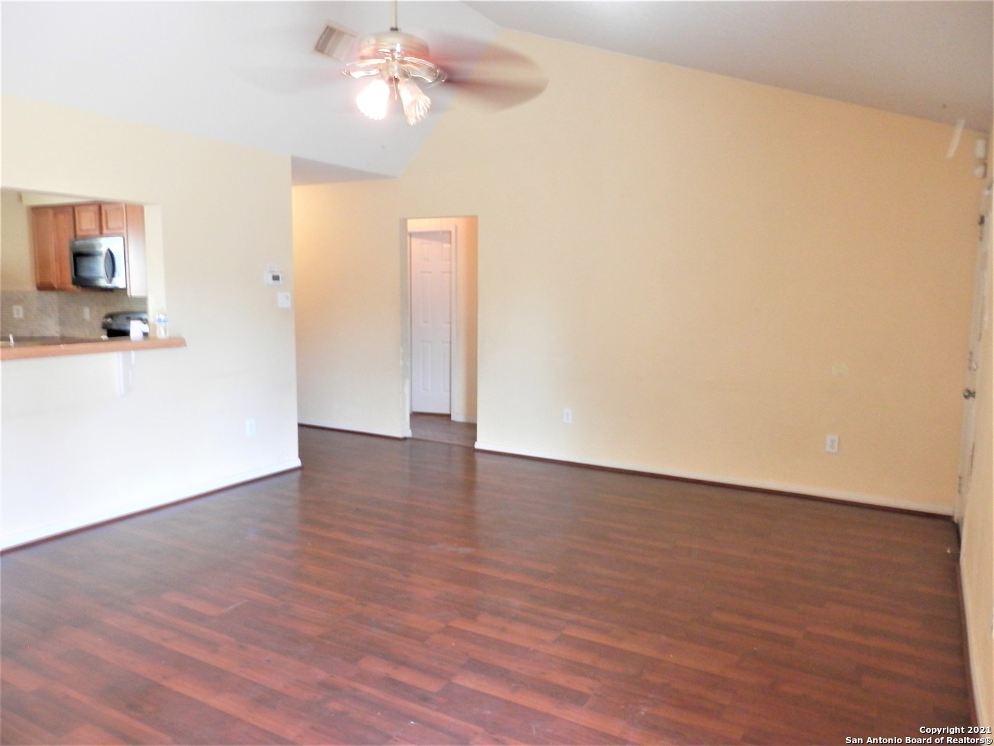 302 Renee Drive Converse TX 78109