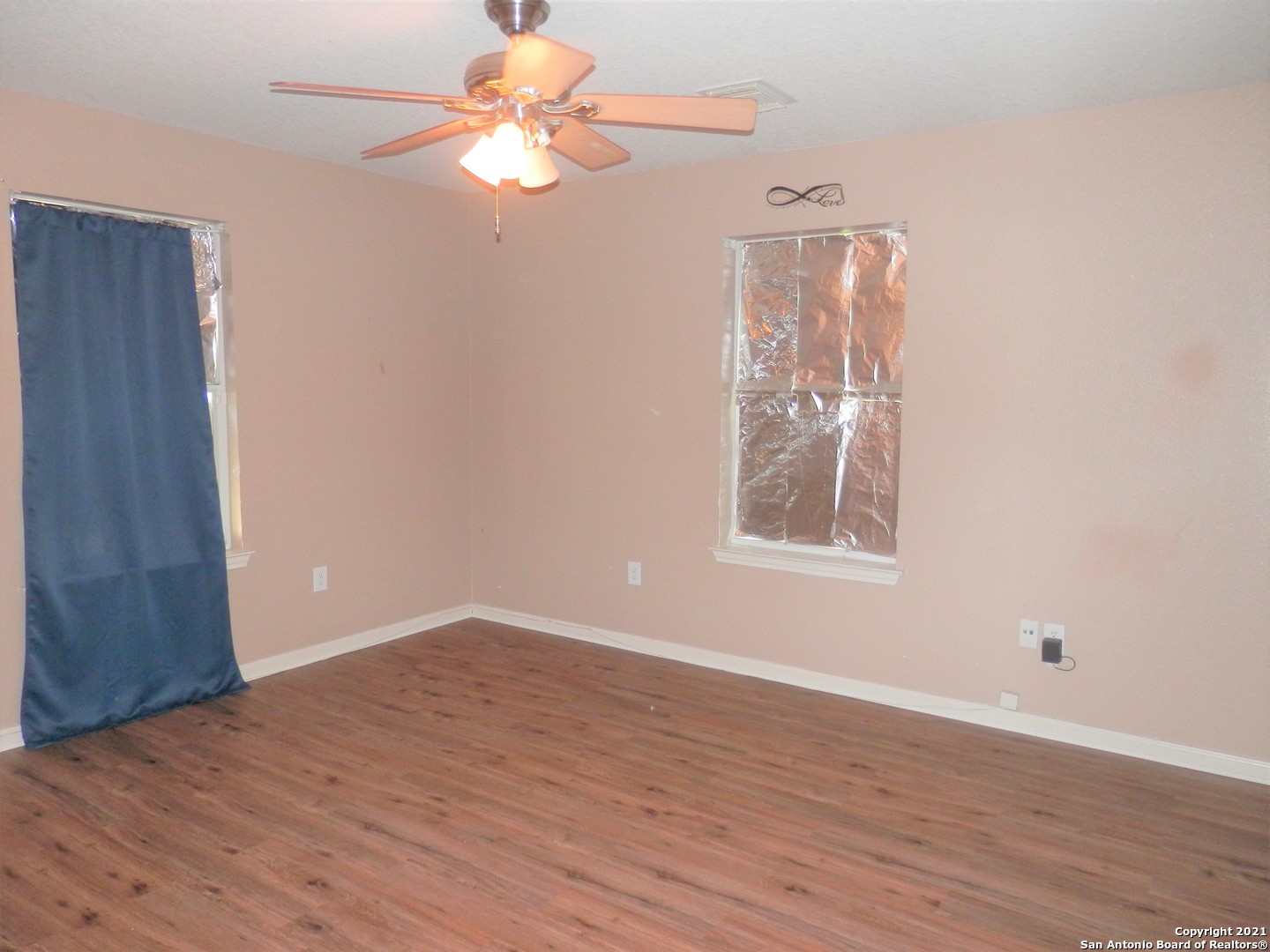 302 Renee Drive Converse TX 78109