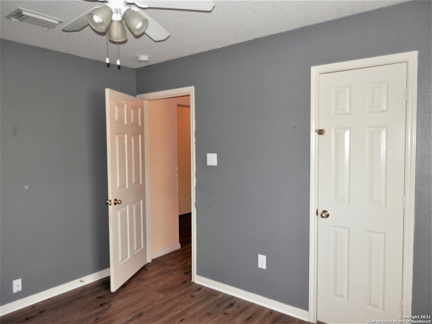 302 Renee Drive Converse TX 78109
