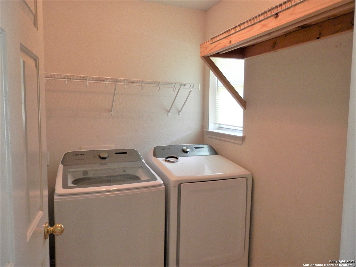 302 Renee Drive Converse TX 78109