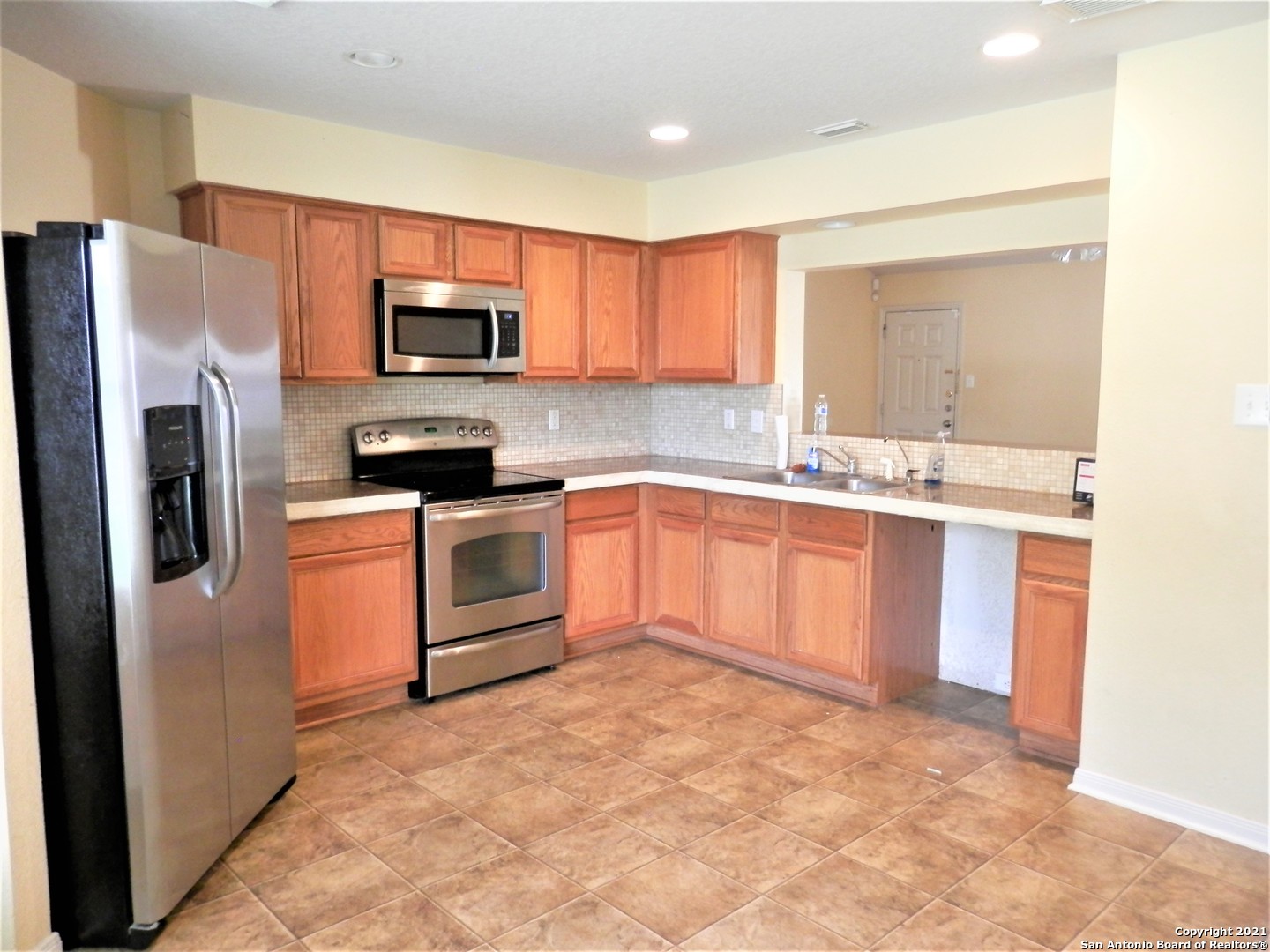 302 Renee Drive Converse TX 78109