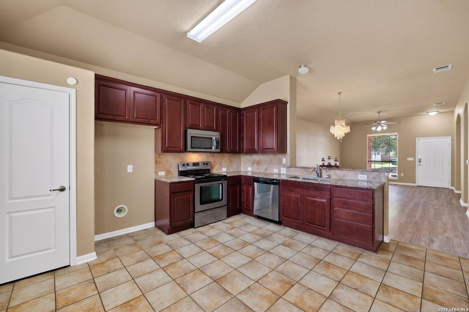2119 Catfish Pond San Antonio TX 78224