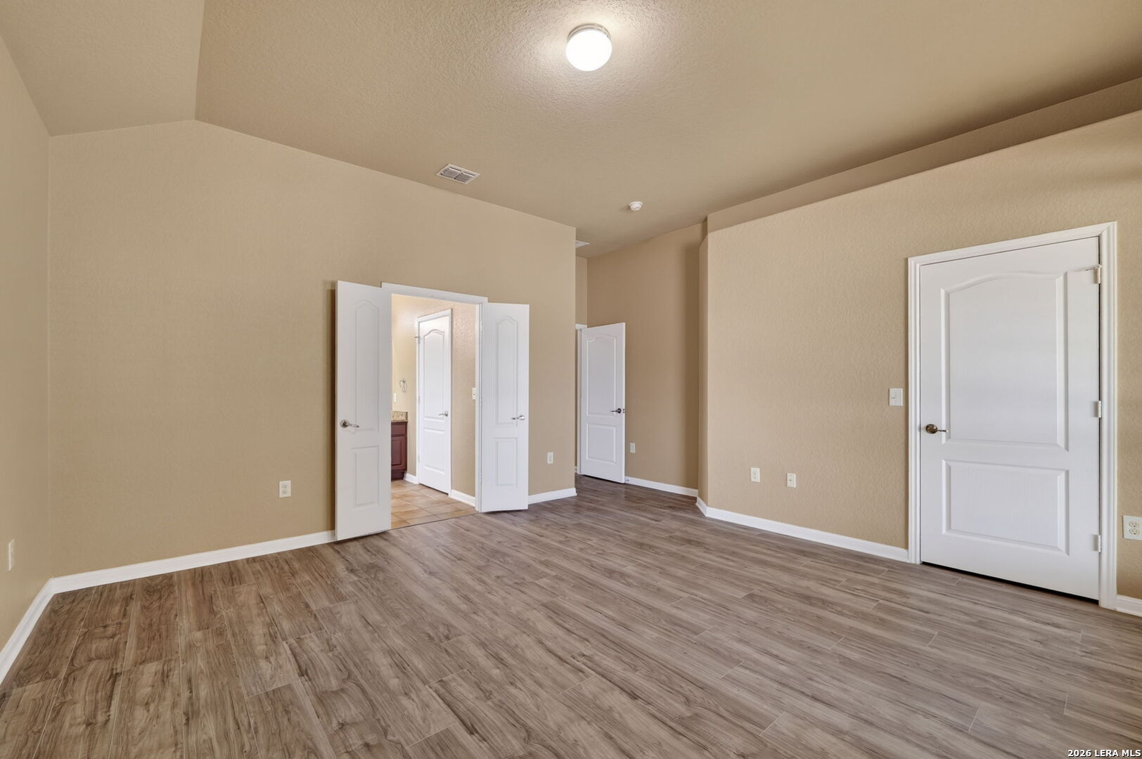 2119 Catfish Pond San Antonio TX 78224