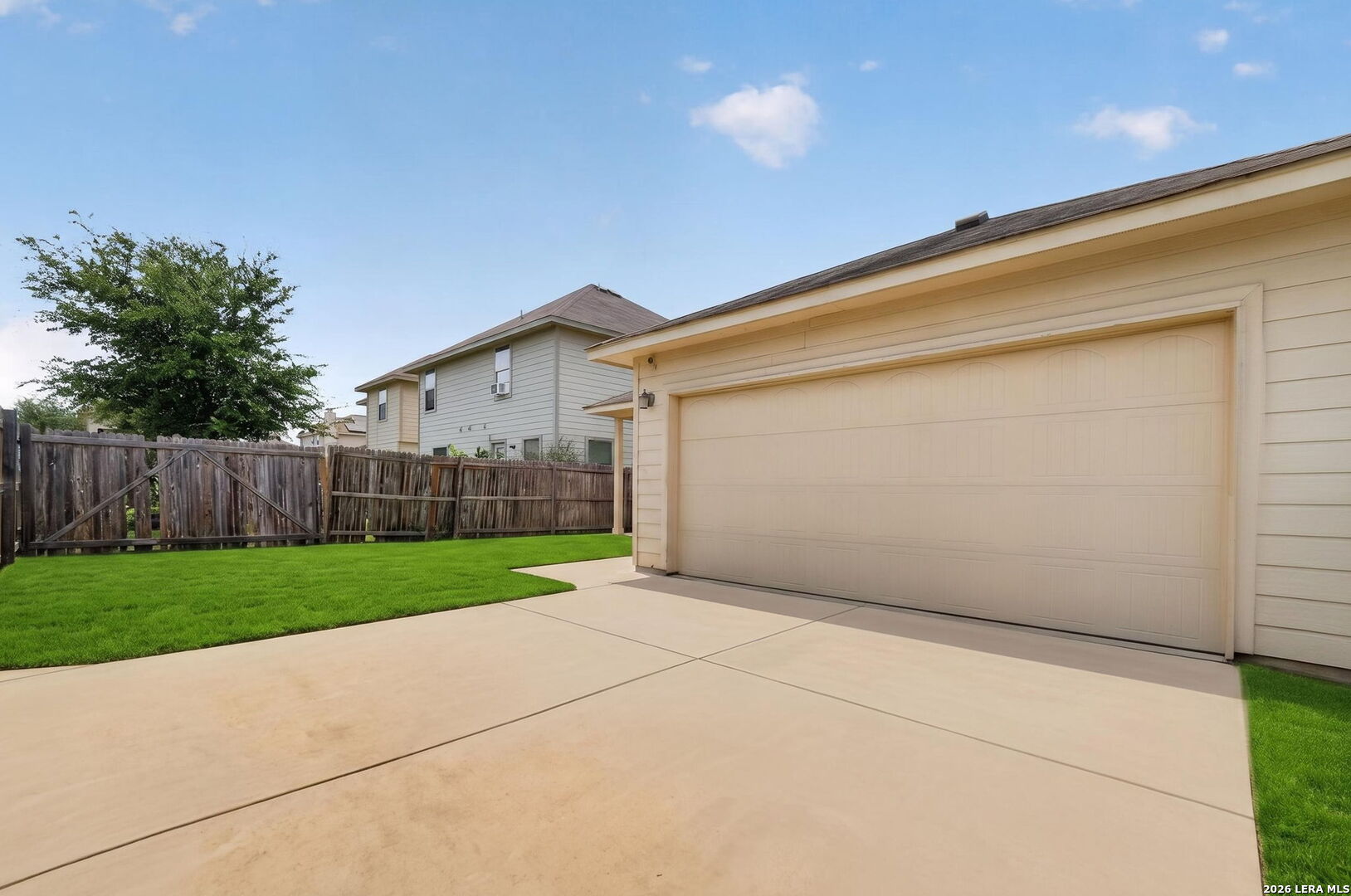 2119 Catfish Pond San Antonio TX 78224