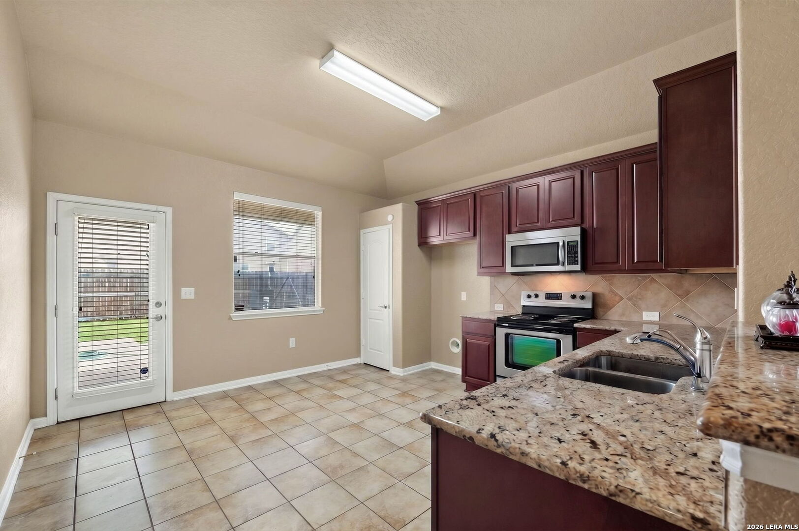 2119 Catfish Pond San Antonio TX 78224