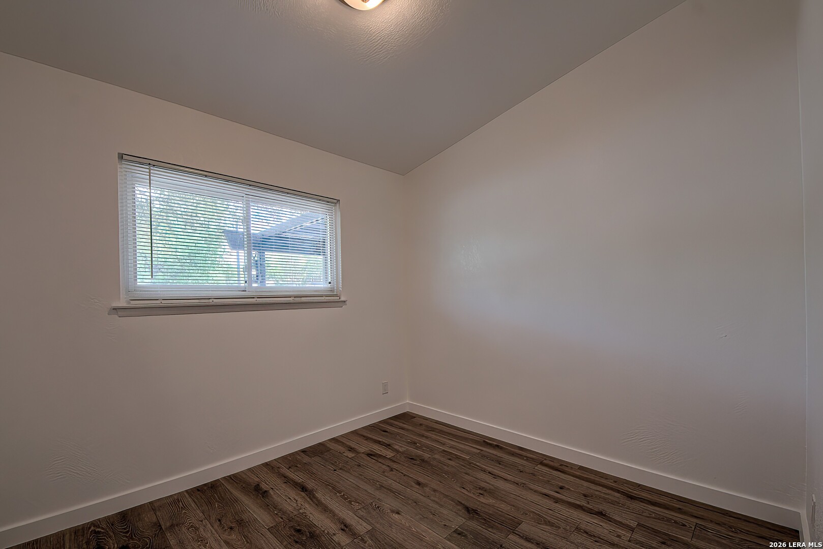 5027 Village Crest San Antonio TX 78218