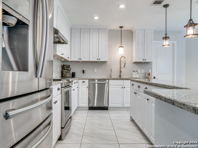 2127 Encanto Ridge San Antonio TX 78230