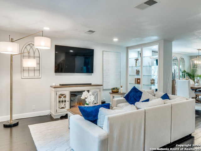 2127 Encanto Ridge San Antonio TX 78230
