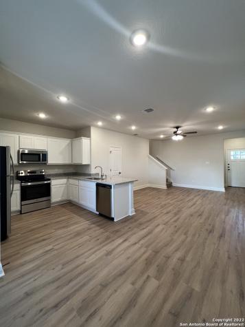 7513 Astro Field San Antonio TX 78253
