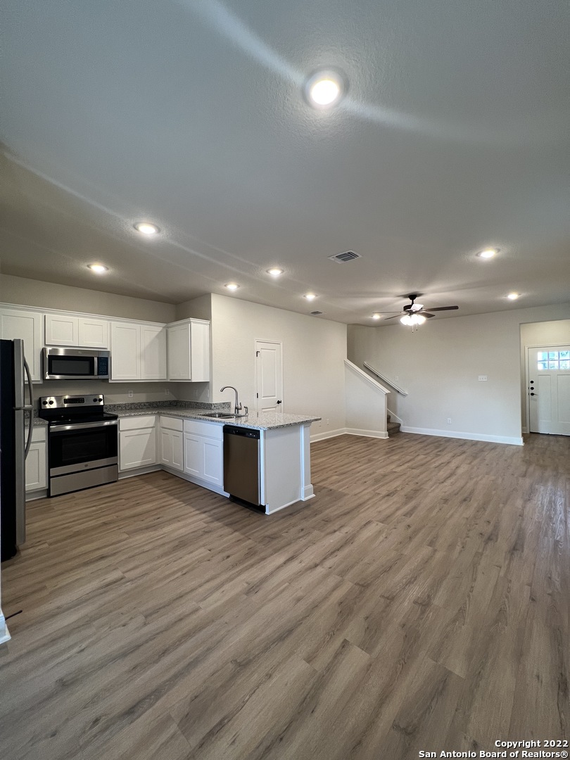 7513 Astro Field San Antonio TX 78253