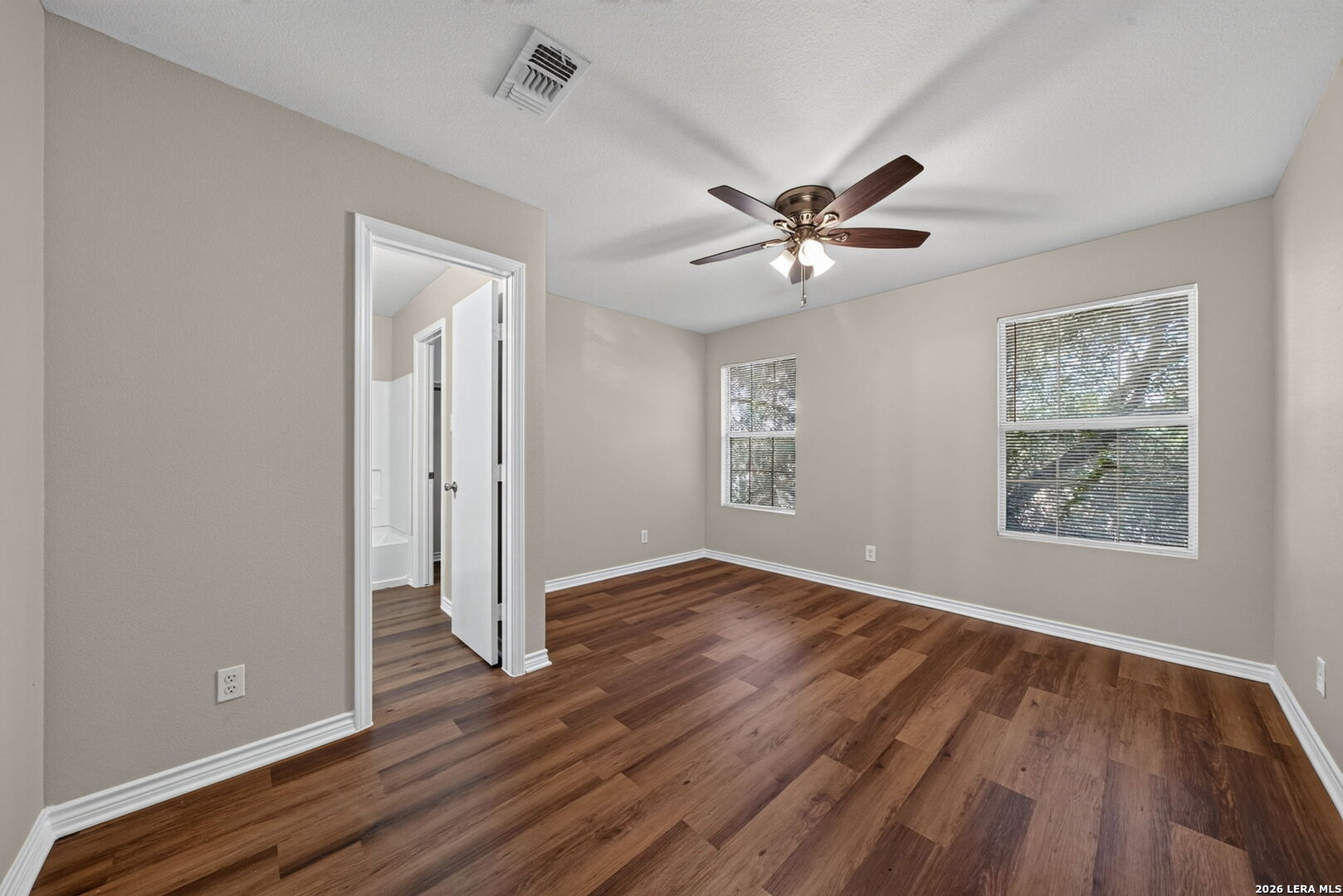7802 Kingsbury Way San Antonio TX 78240