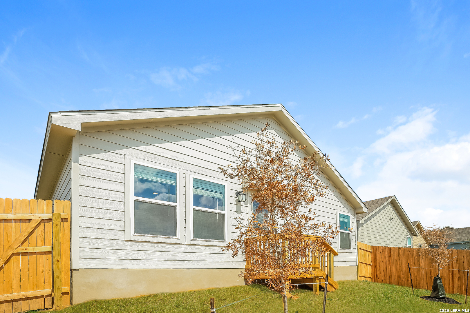 1222 Kiskadee San Antonio TX 78245