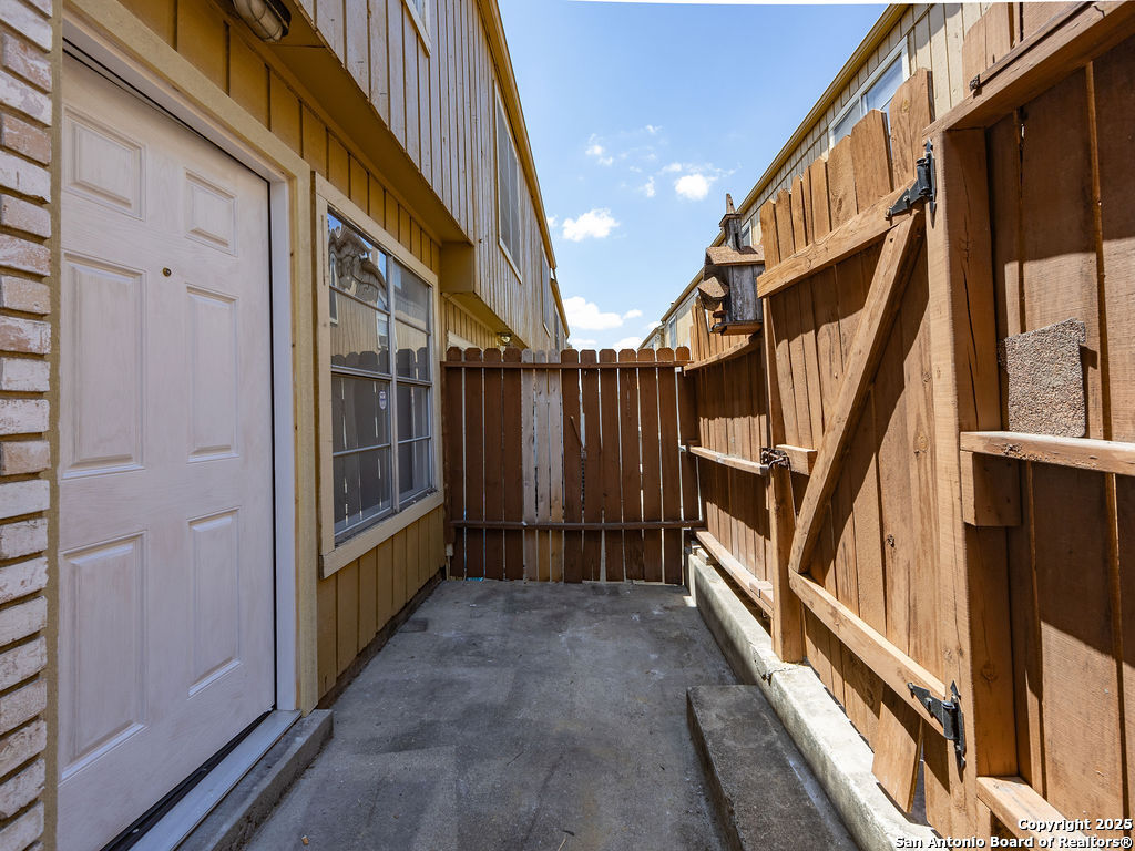 911 Vance Jackson San Antonio TX 78201