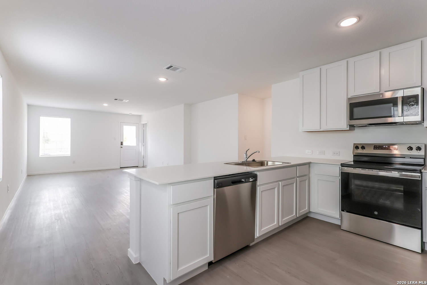 8022 Biggio Lane Converse TX 78109