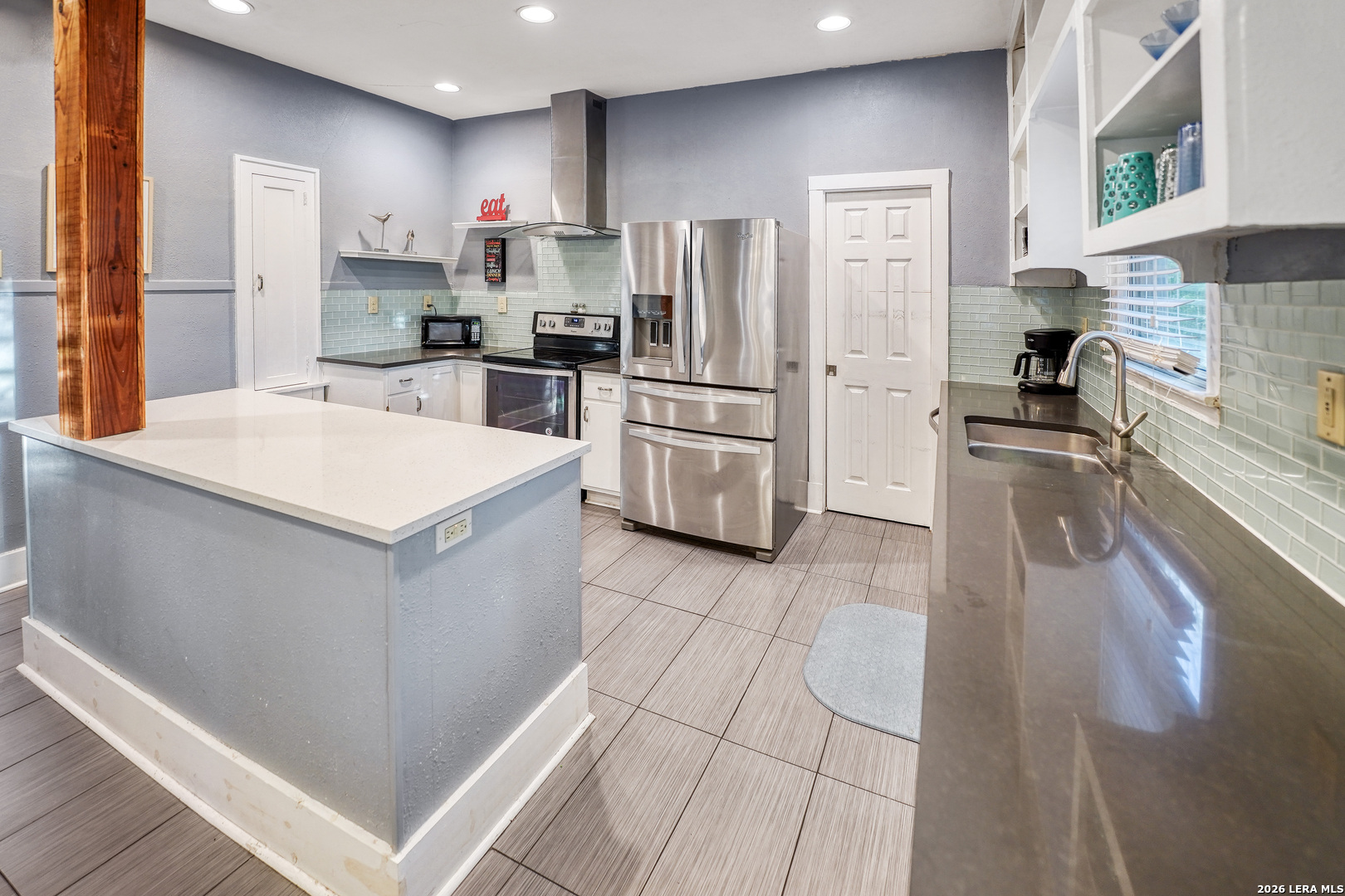806 E Grayson Street San Antonio TX 78208