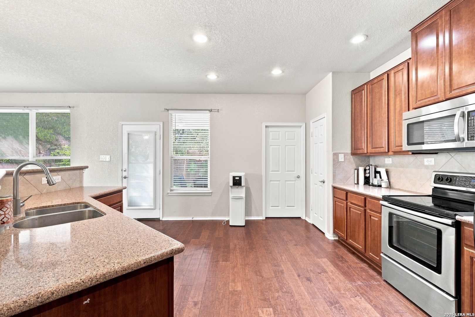 4426 Semora Oak San Antonio TX 78259