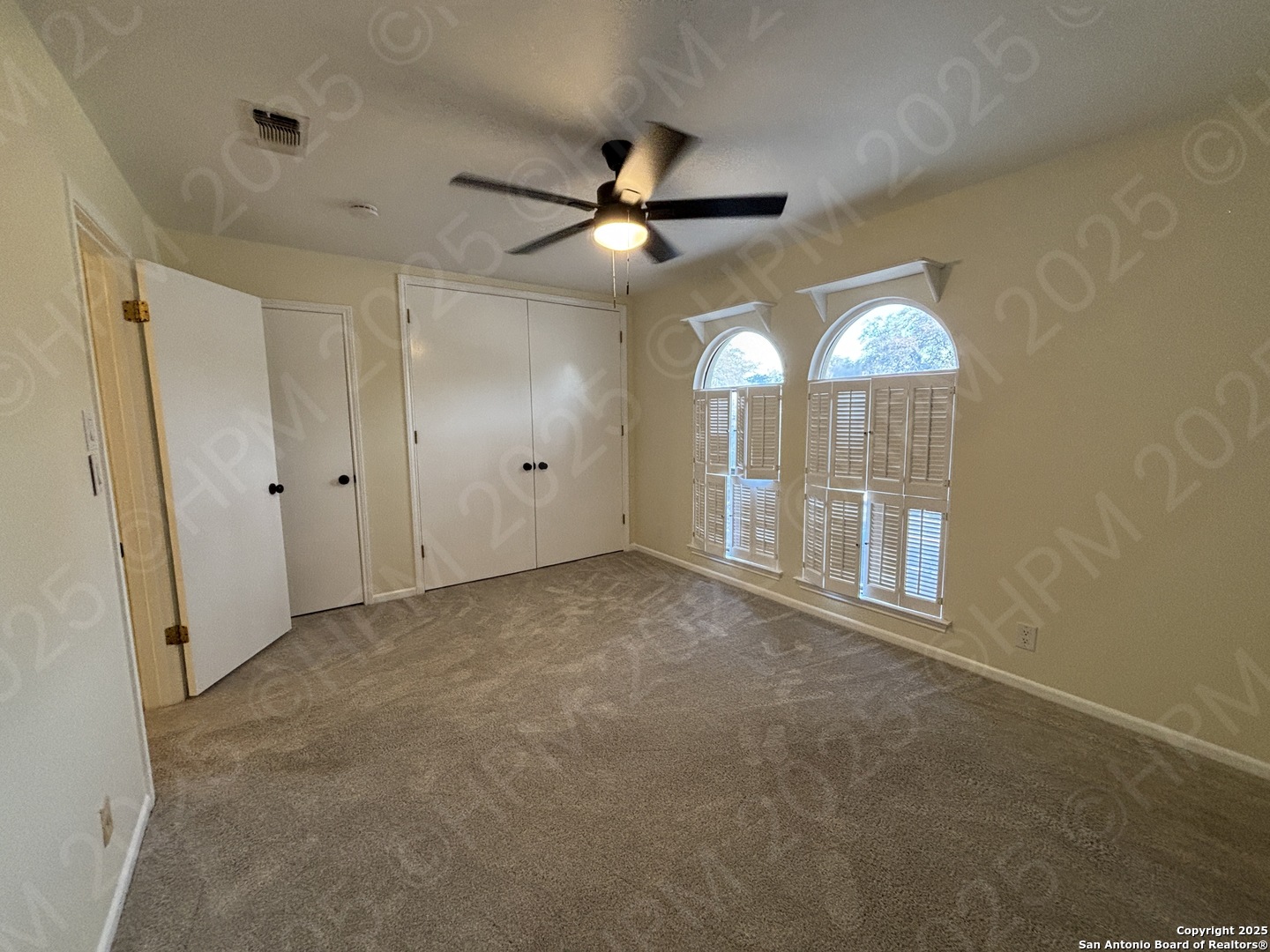 5868 Royal Ridge Drive San Antonio TX 78239