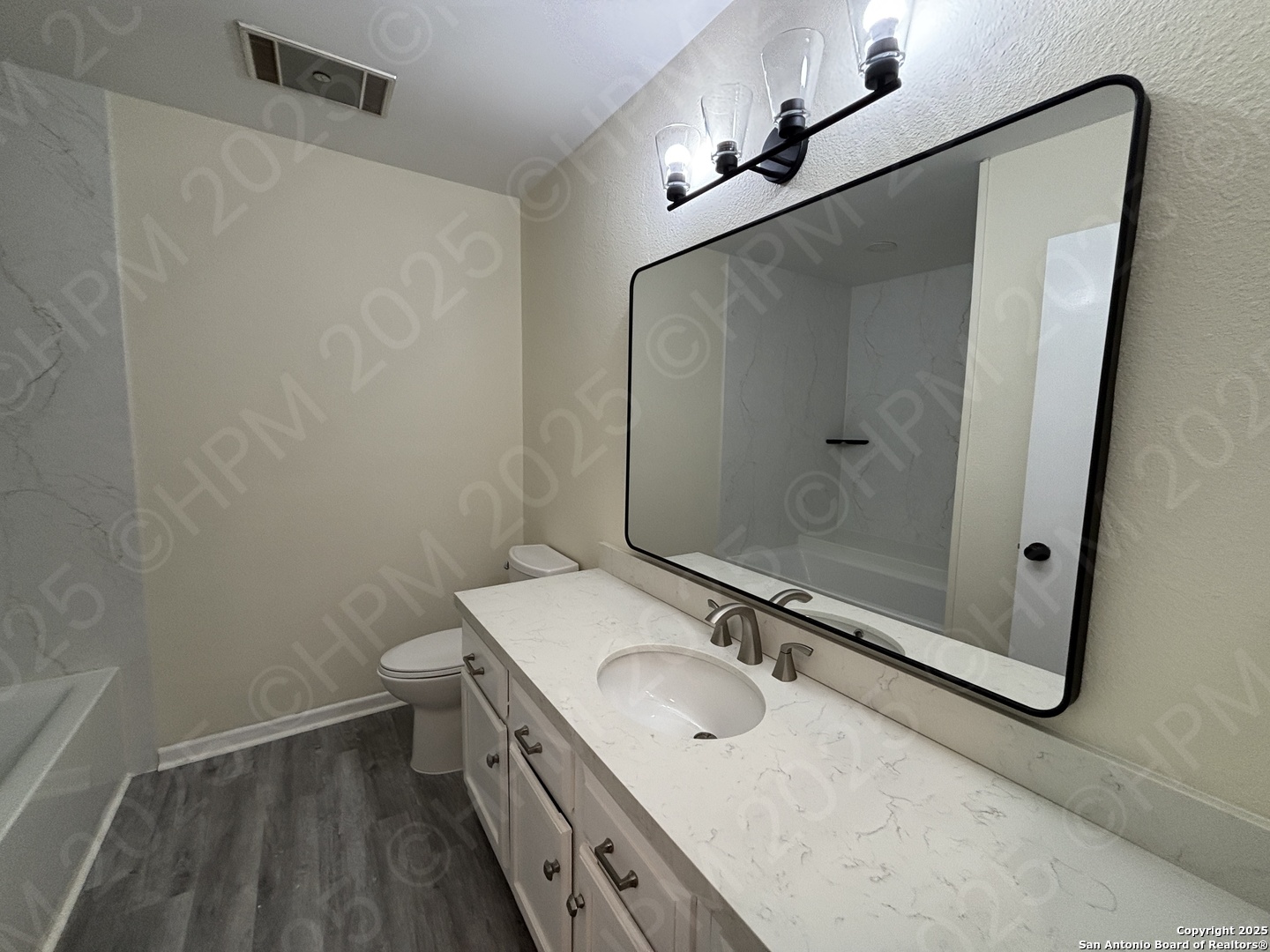 5868 Royal Ridge Drive San Antonio TX 78239