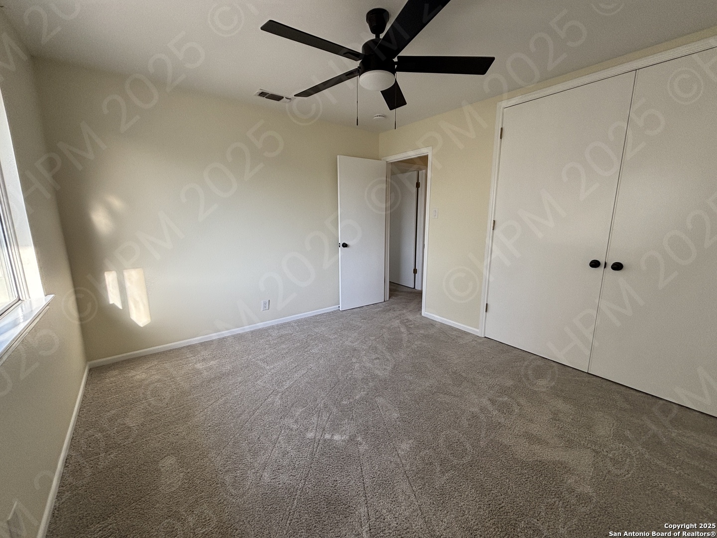 5868 Royal Ridge Drive San Antonio TX 78239