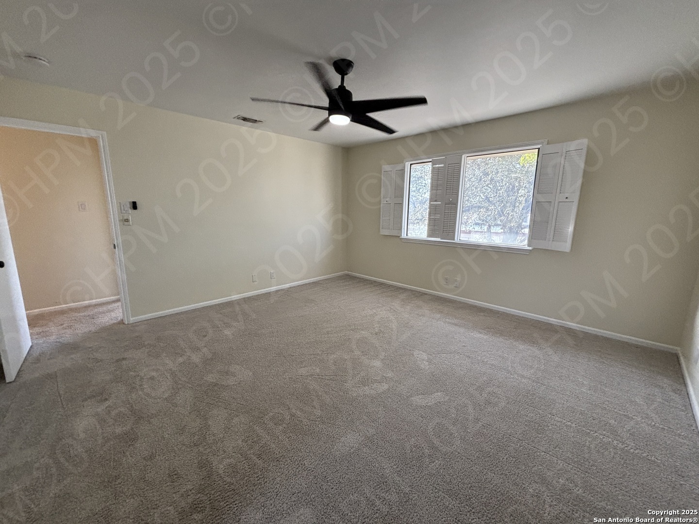 5868 Royal Ridge Drive San Antonio TX 78239
